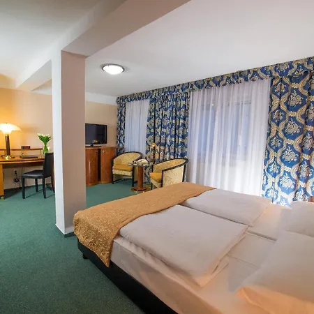 Hotel Belvedere &