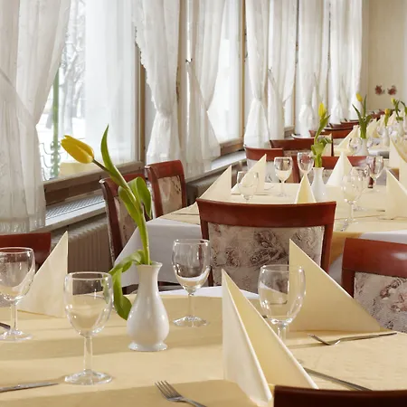 Belvedere & Отель 3*