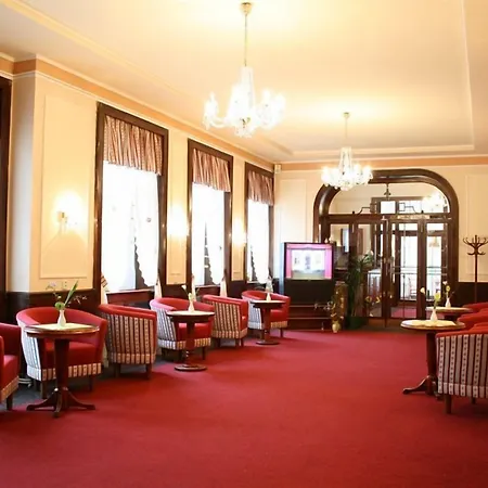 Belvedere & Otel 3*