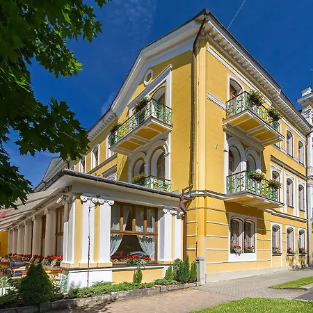 Otel Belvedere & Františkovy Lázně