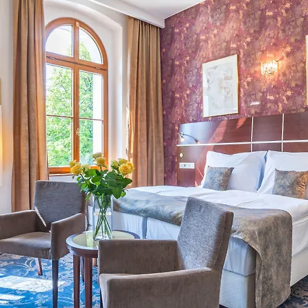 Belvedere & Otel 3*