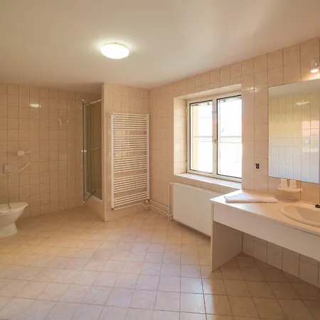 Otel Belvedere & 3*