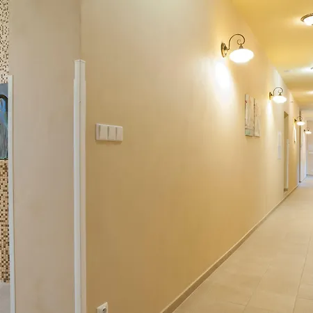 Отель Belvedere &