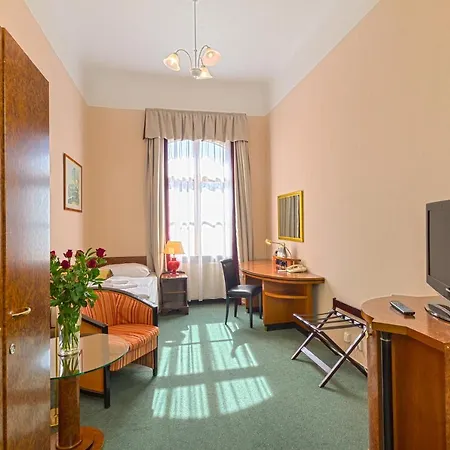 Belvedere & Otel 3*