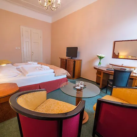 Belvedere & Hotel 3*