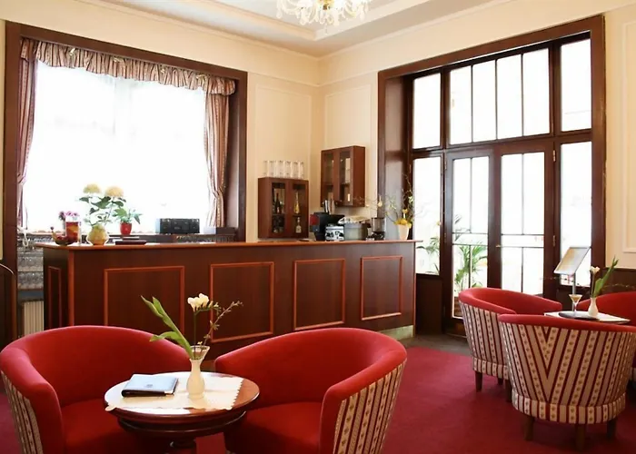 丽城温泉库尔酒店 Františkovy Lázně